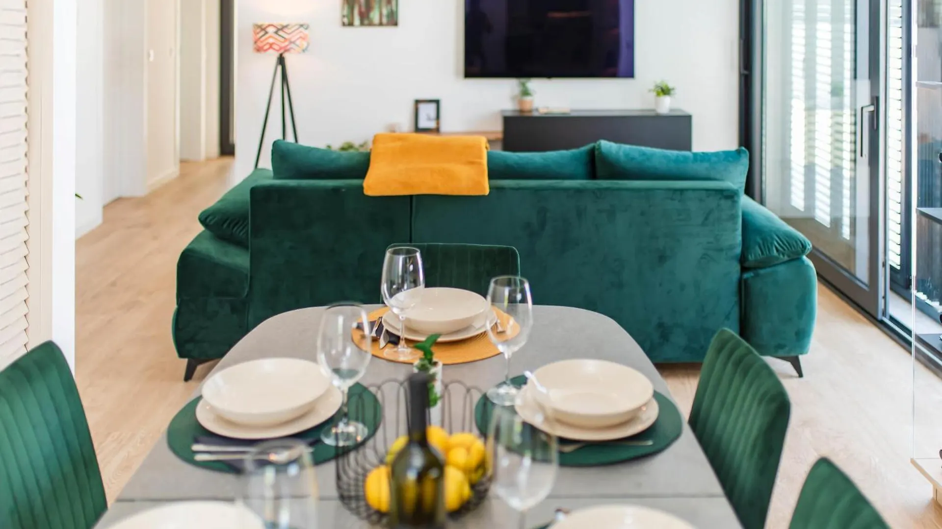 Lovely Home In Razanac With Wifi Semesterbostad