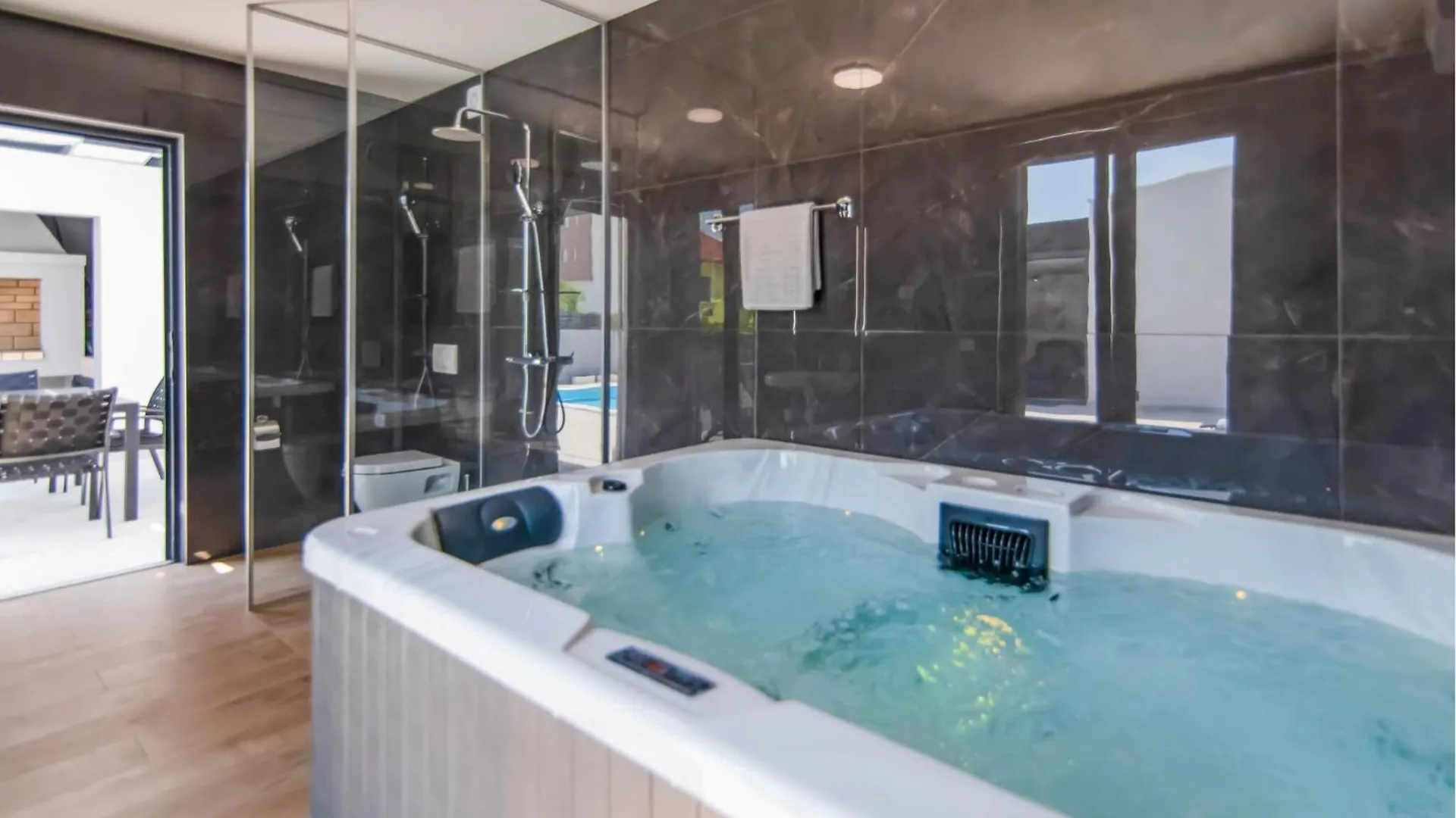 Lovely Home In Razanac With Wifi Kroatien